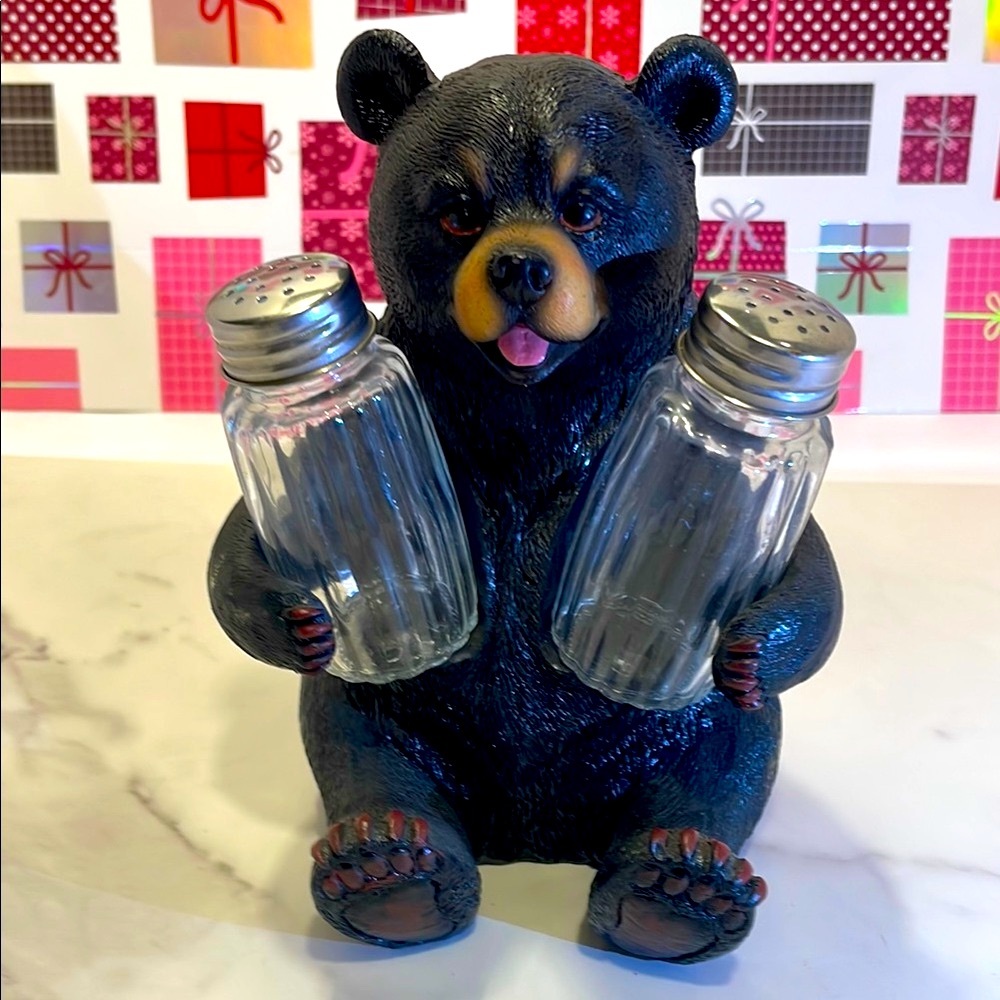 Bear Salt and Pepper Shaker Holder - Black